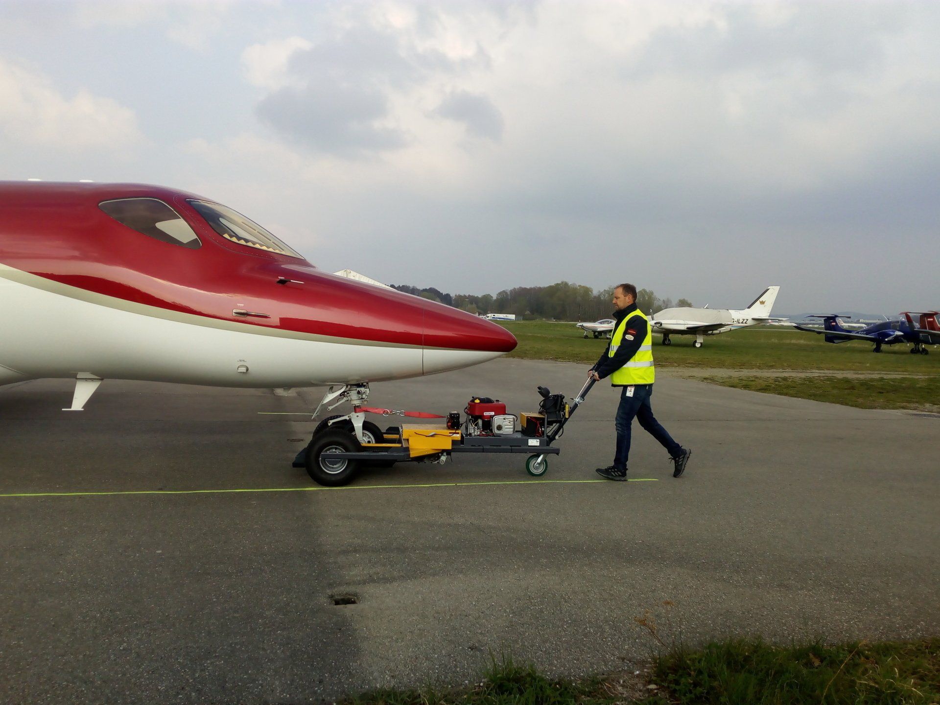 FLT 42 mit dem Hondajet