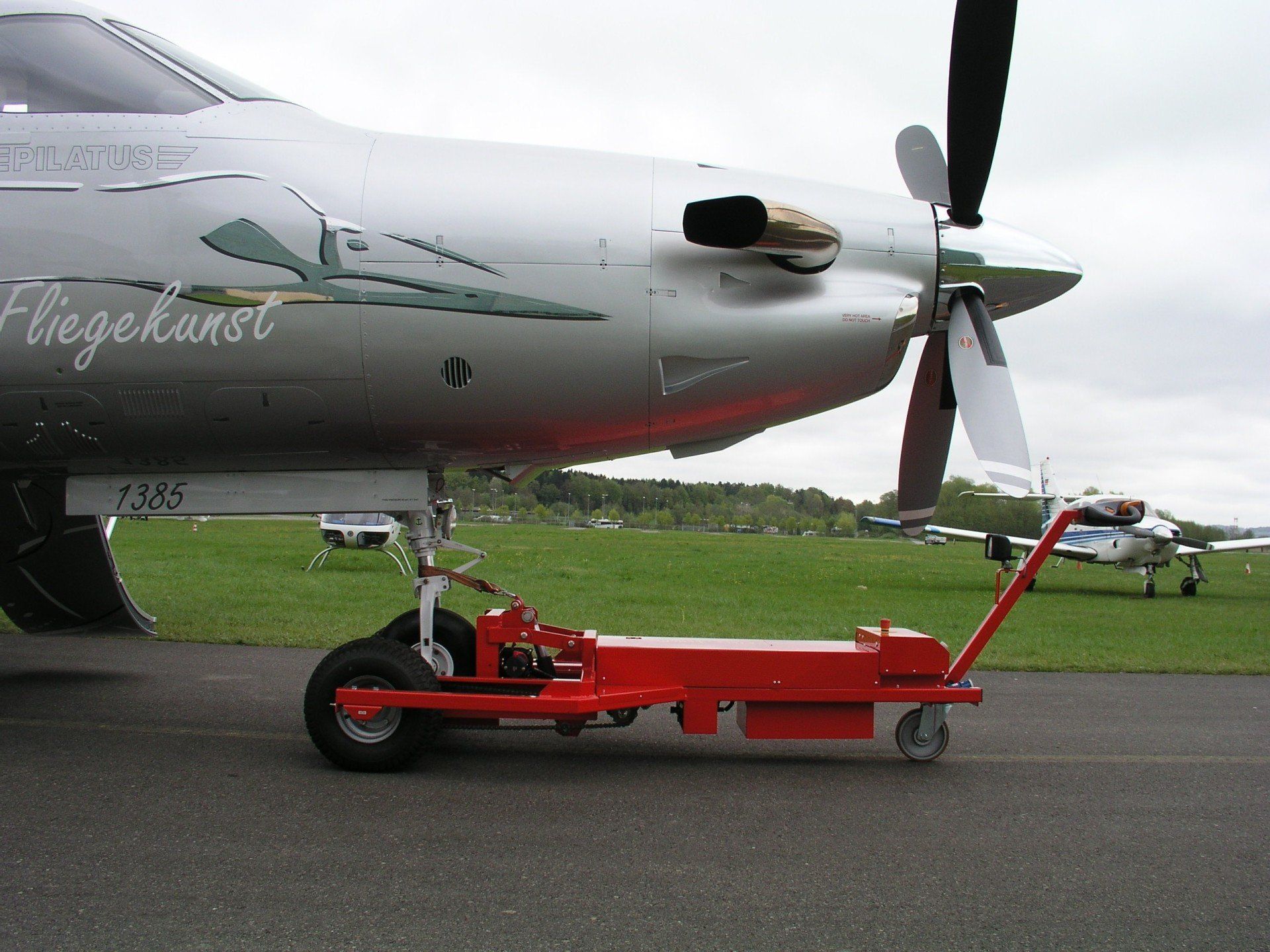 FLT 57 electro with Pilatus PC 12
