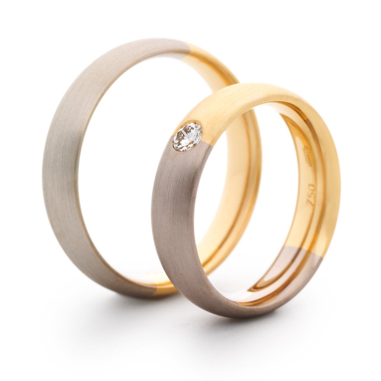 Zweifarbige Traurine in 750/000 Weiß/Gelbgold Einer unserer Besteseller