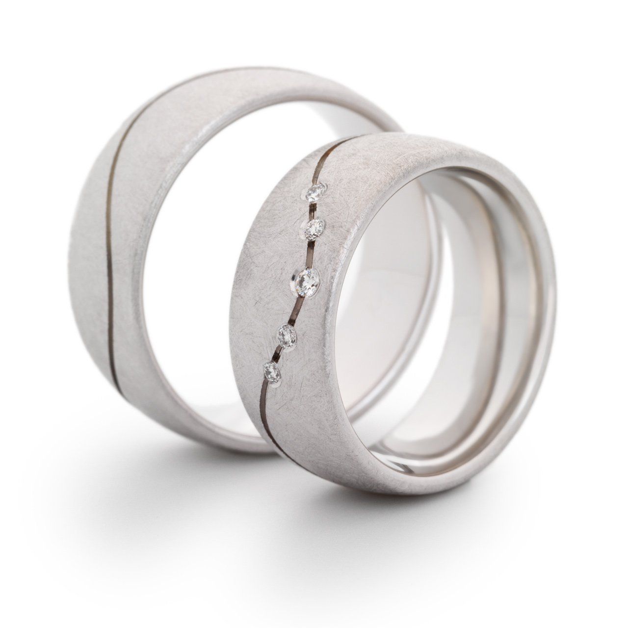 Das Gewicht macht das Tragegefühl so Einzigartig Trauringe aus 950/000 Platin