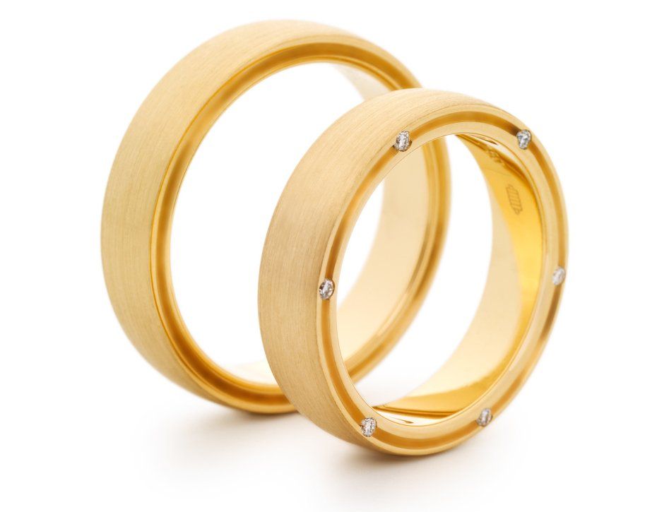 Trauringpaar 5 mm Breite 750/000 Downrose Trauringpaar in 750/000 Gelbgold