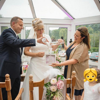 Sandra & Matthias beim Sandritual - mit mir :-) Sandra & Matthias beim Sandritual - mit mir :-)