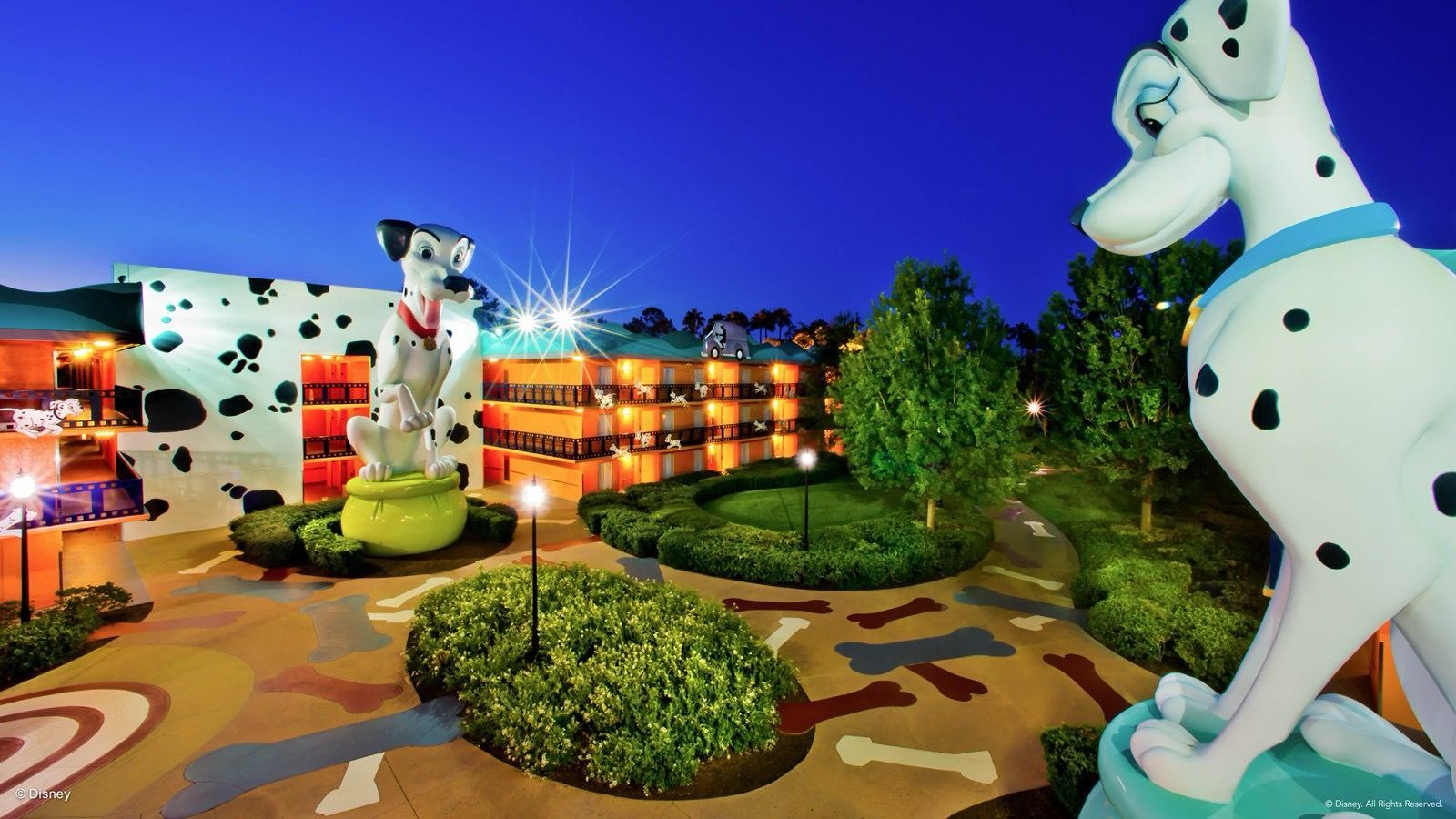 best disney hotels families UK — 2,400/mo