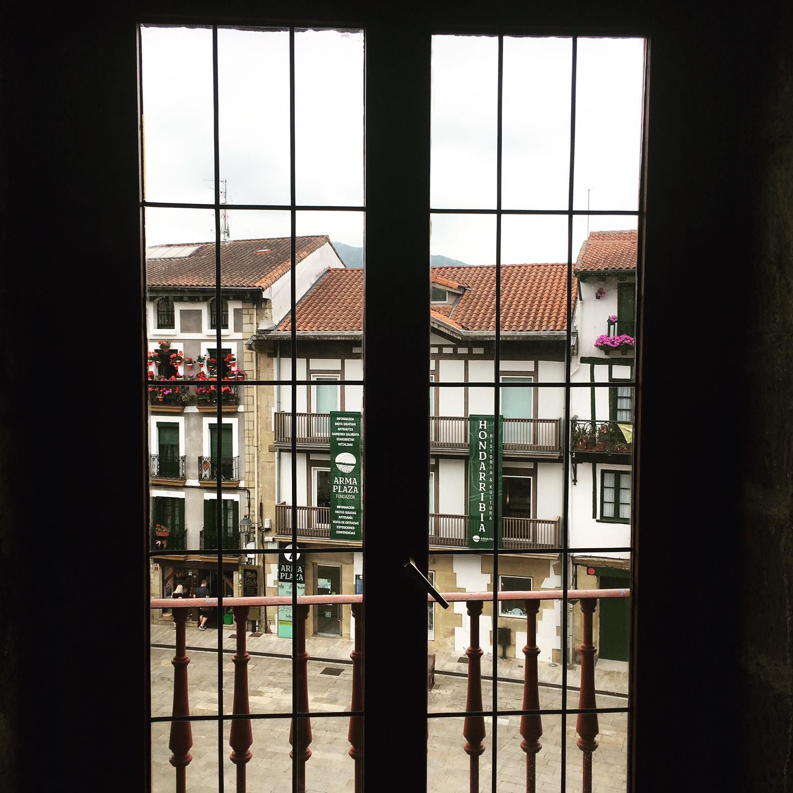 Visitas premium en Hondarribia. Visitas guiadas a la carta.