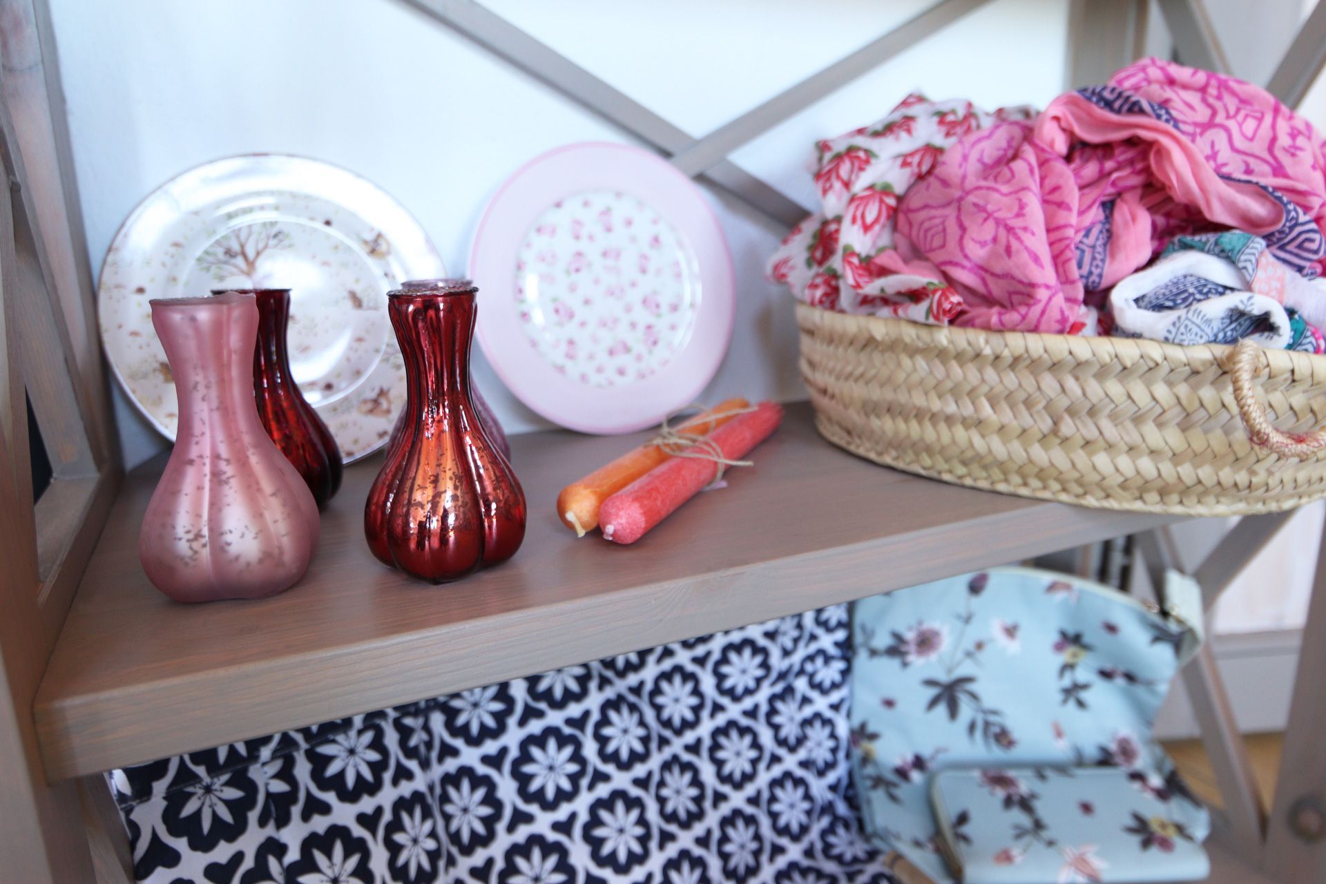 Dekoartikel, Schals, Kerzen