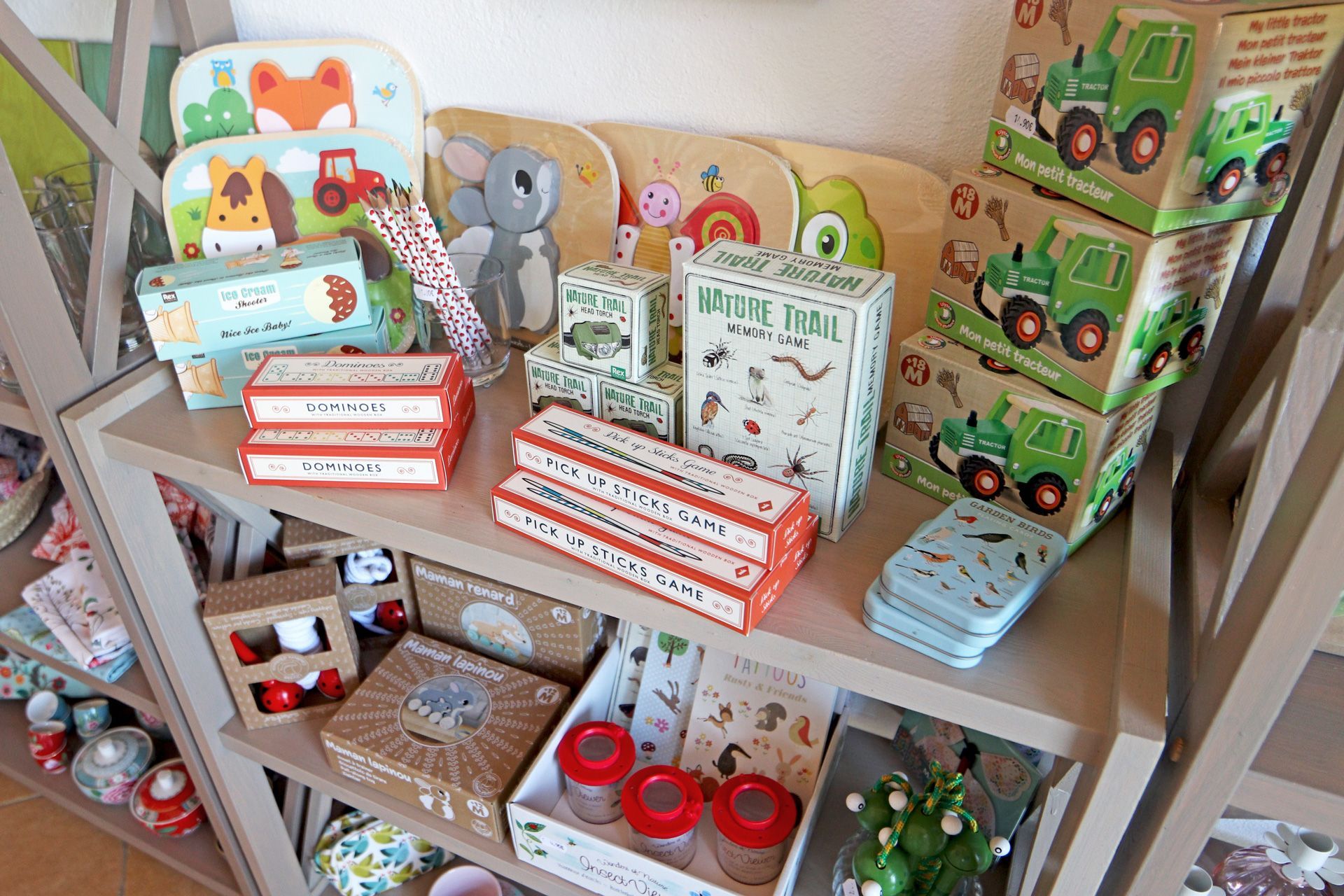 Kinderspielzeug Mikado, Puzzle, Traktor