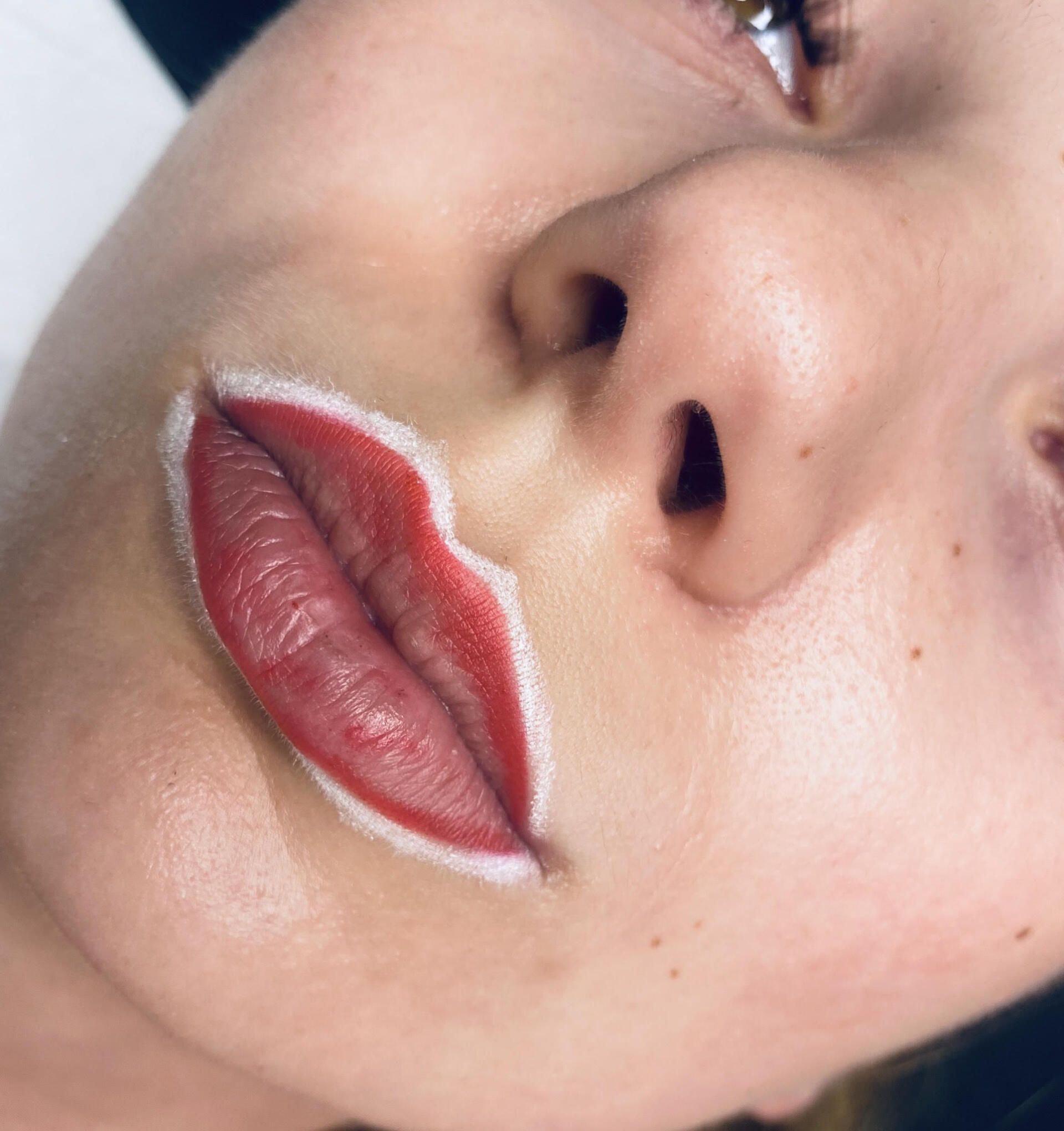 Lippen Permanent Make Up Lippenpigmentierung Eyeliner, Permanent Make Up, Wimpernkranzverdichtung, Powder Brows Berlin Permanent Make Up Augenbrauen verheilt Brandenburg Glienicke Microblading Lidstrich