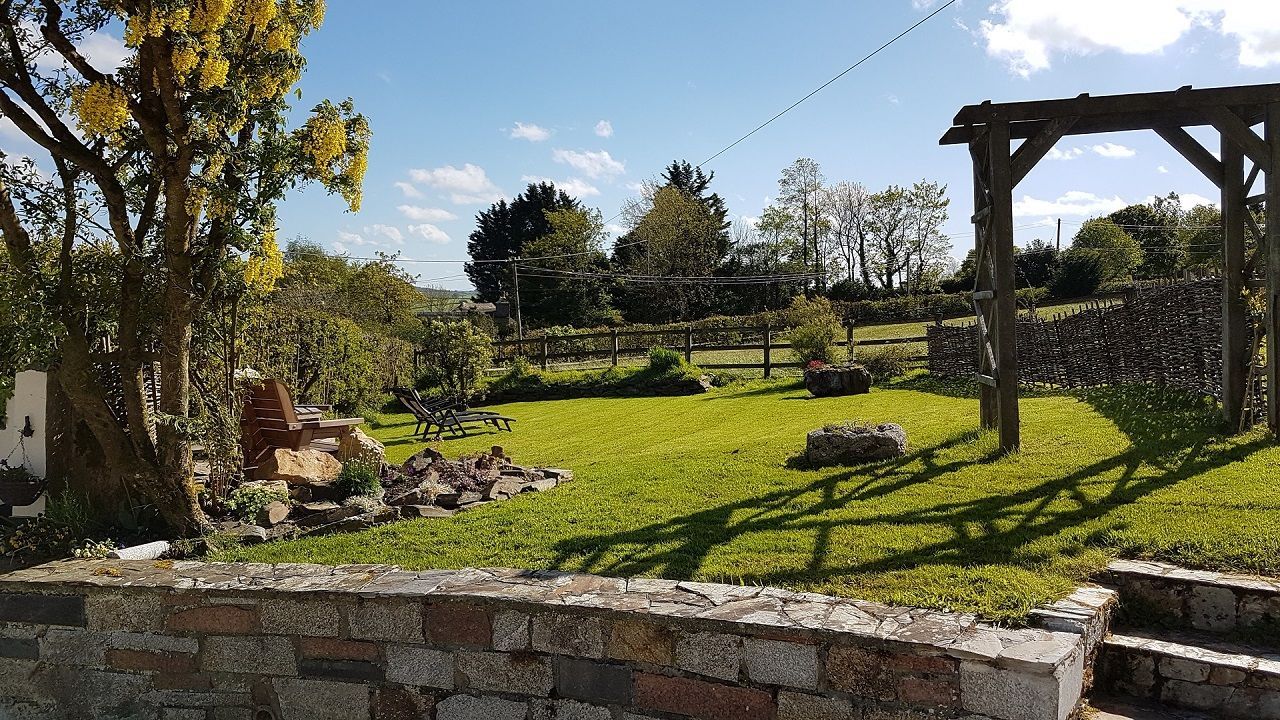 The Cottage holiday cottage garden, Higher Kellacott 