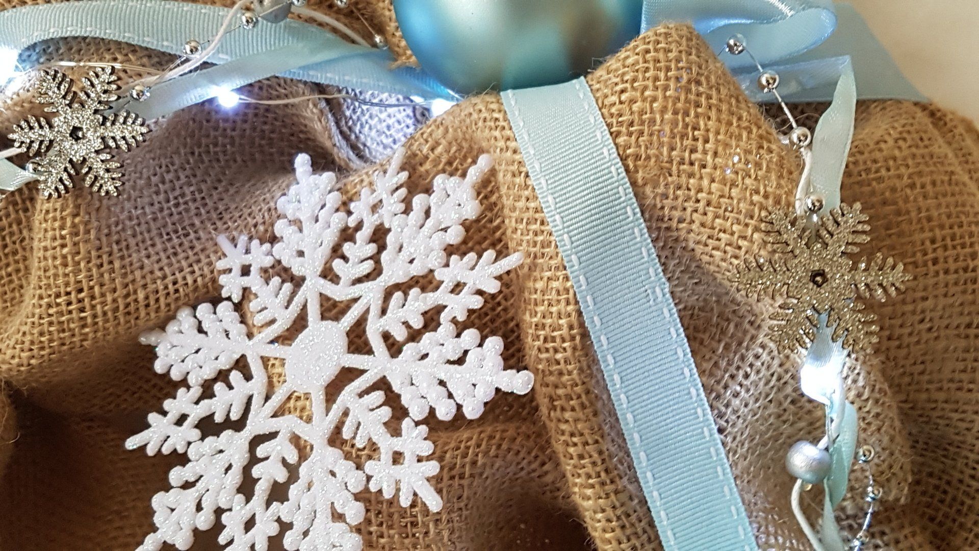 Blue Christmas wreath with lights on - by Interior Boost Blue Christmas wreath with led lights - by Interior Boost