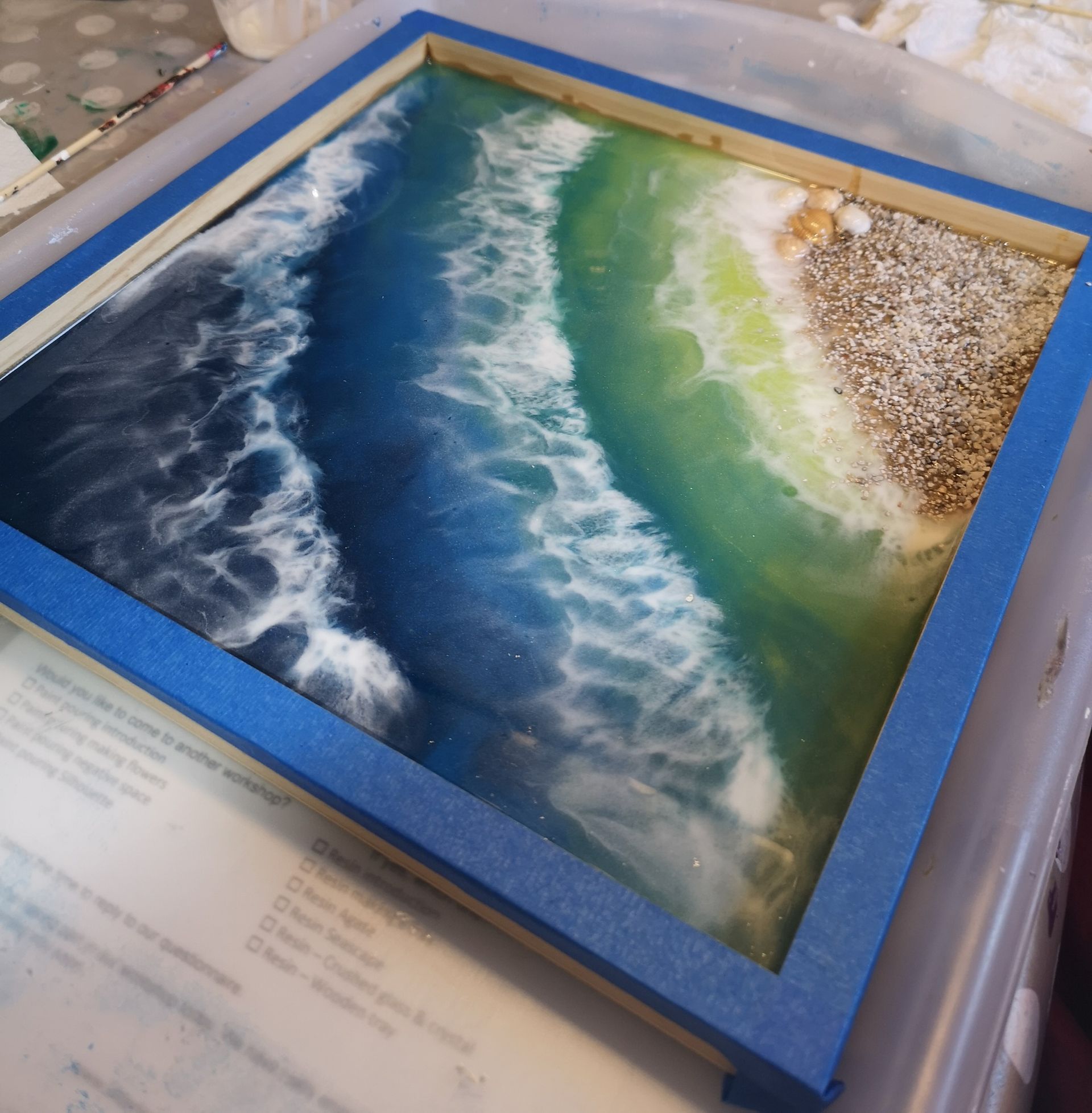 Paint pouring workshop for beginners