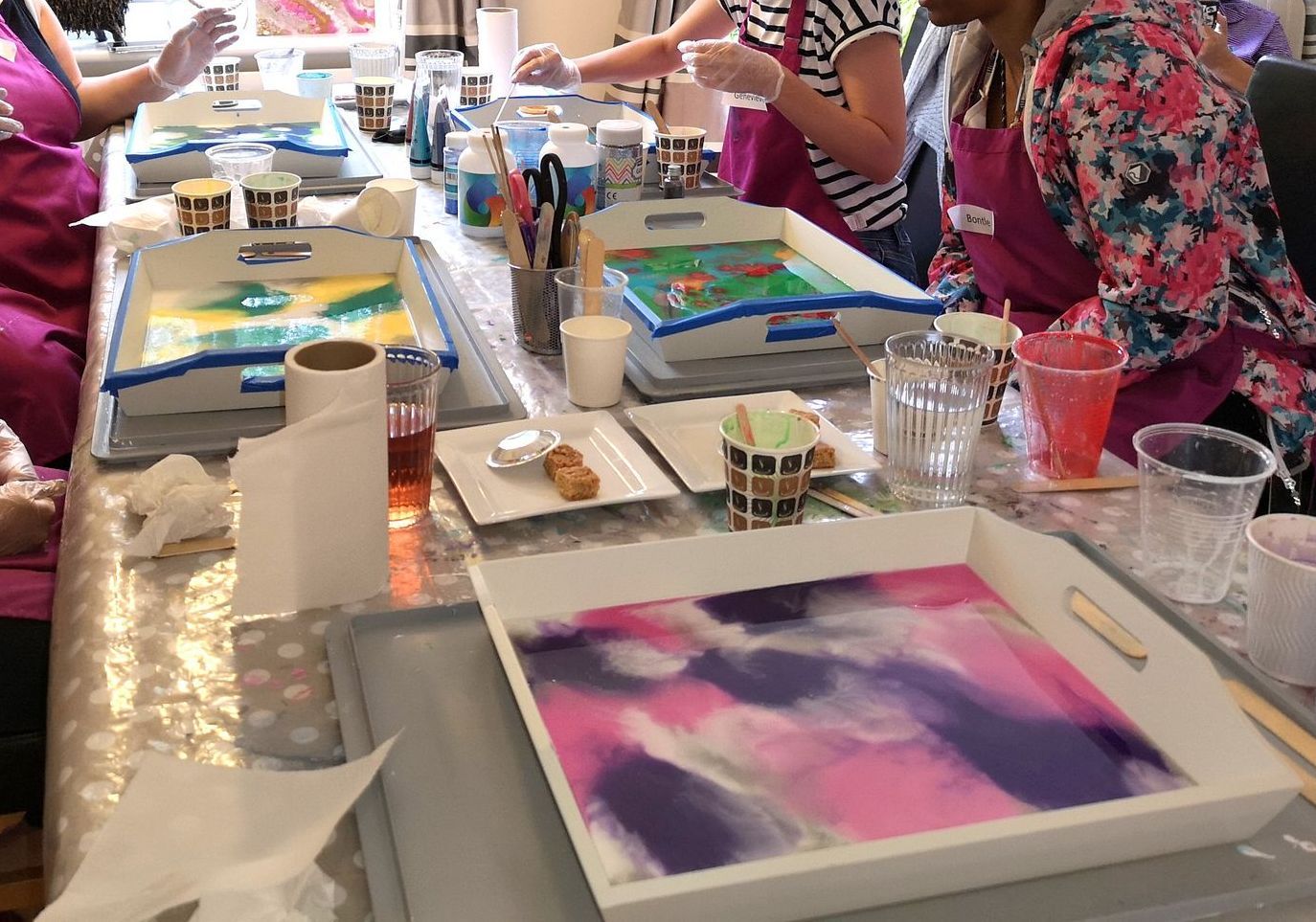 Resin tray workshop for beginners