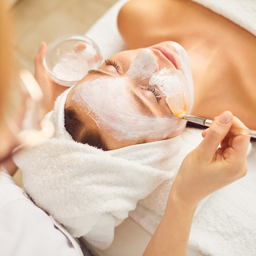 Descubre los Beneficios de las Arcillas y Recetas para Cabello y Piel Radiante