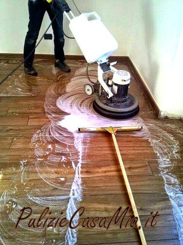 pulizie di sgrosso per pavimenti