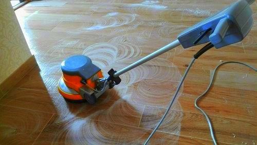 pulizie pavimenti dopo posa