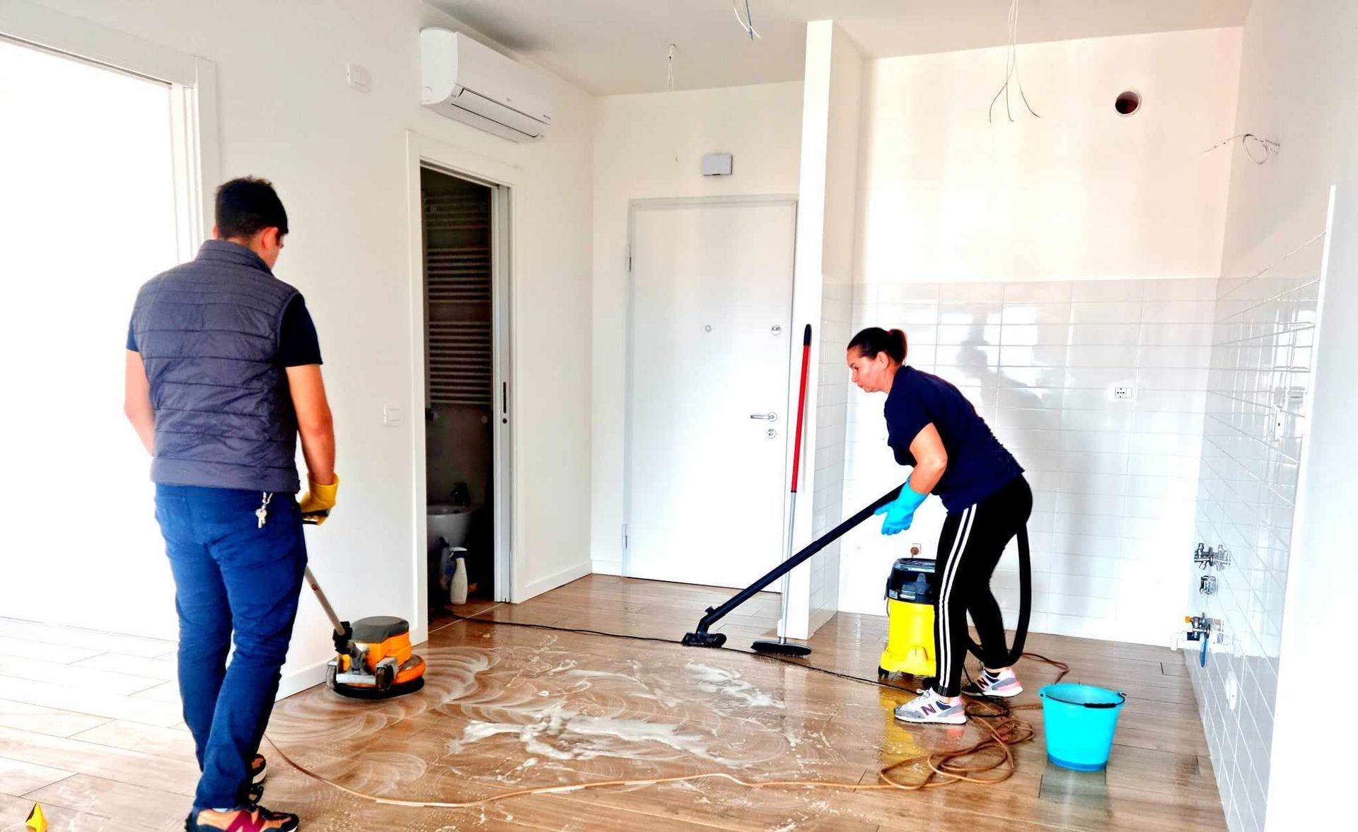 Pulire casa da cima a fondo