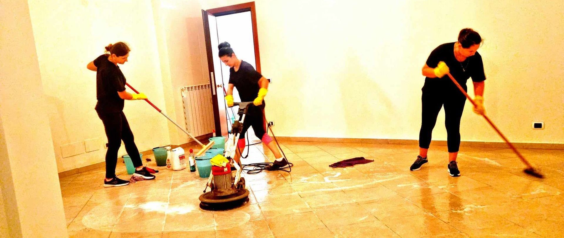 pulizie pavimenti gres porcellanato