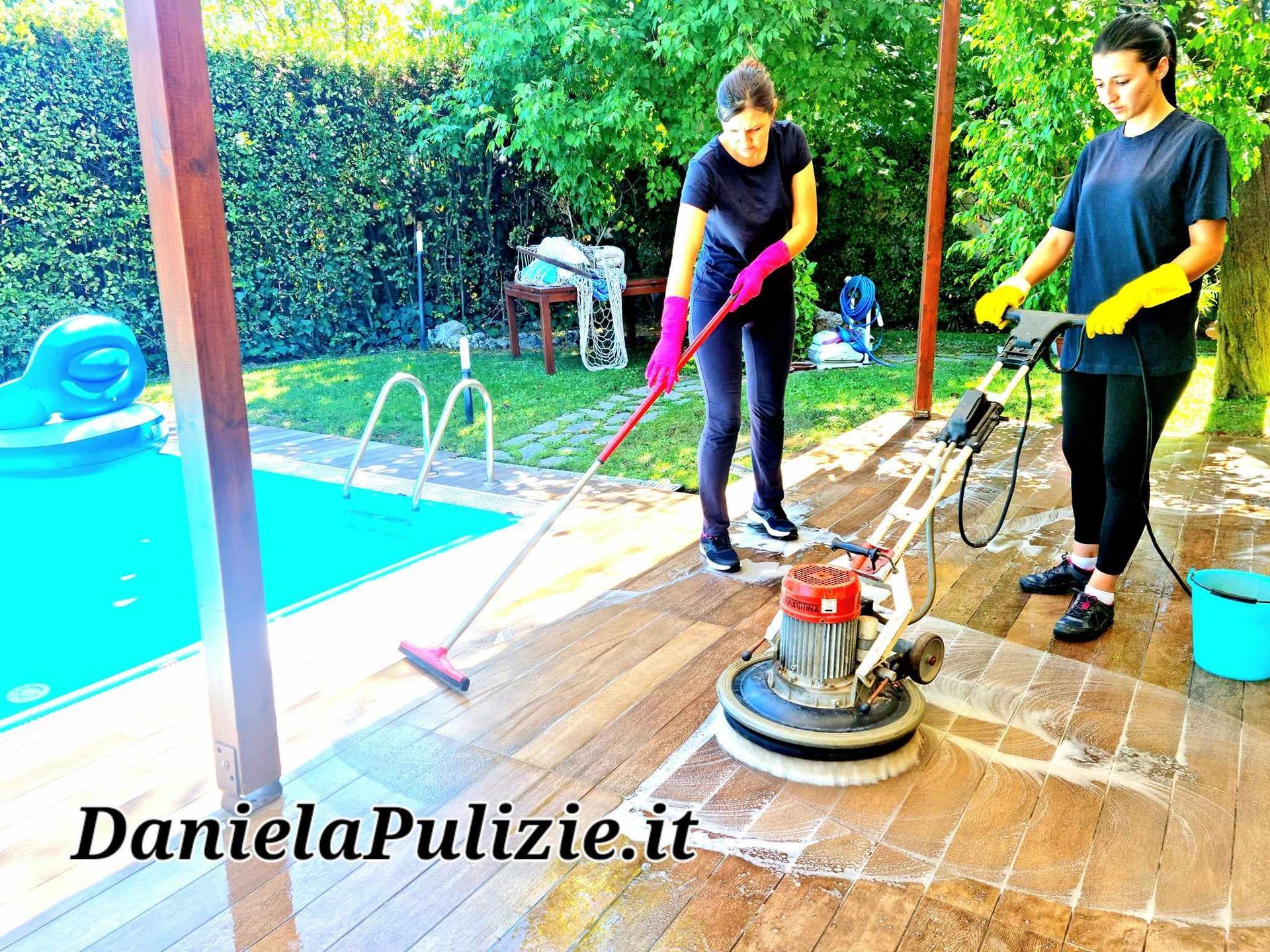 pulizie gres porcellanato effetto legno