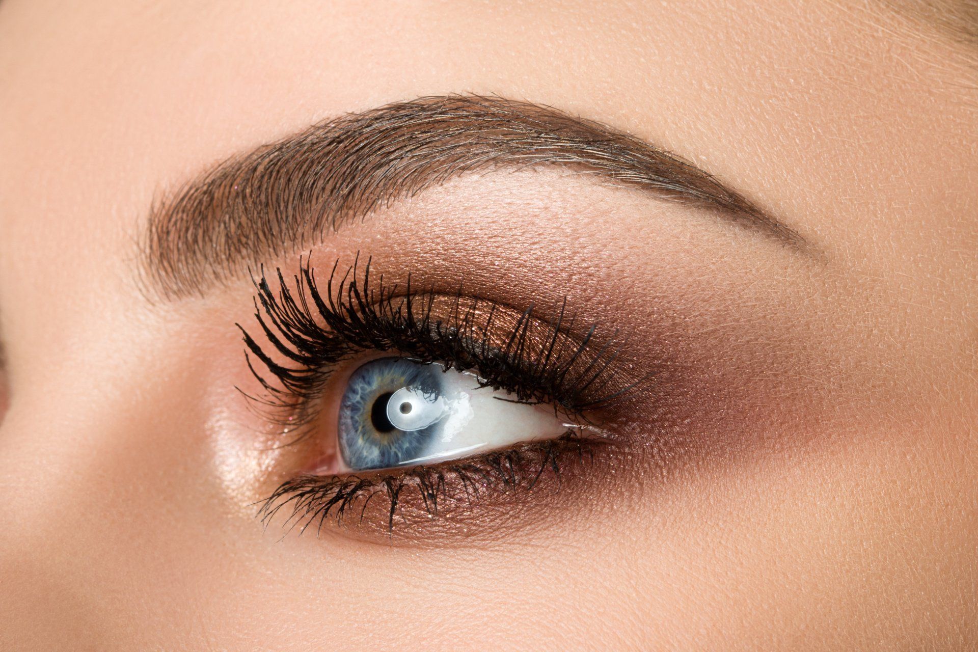 Woman with powder brows