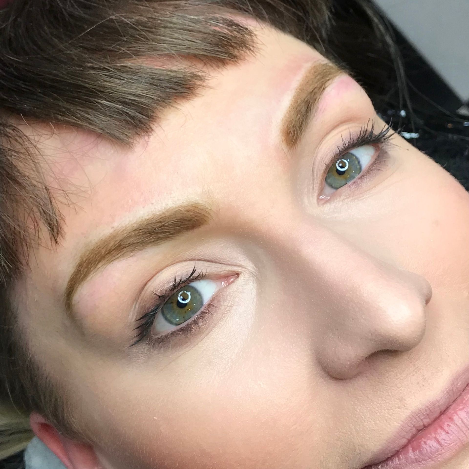 Blonde powder brow. London