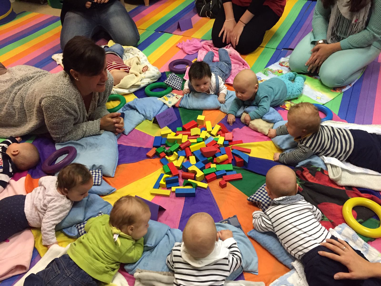 Minimäuse für Eltern mit Kindern ab der 7. Lebenswoche