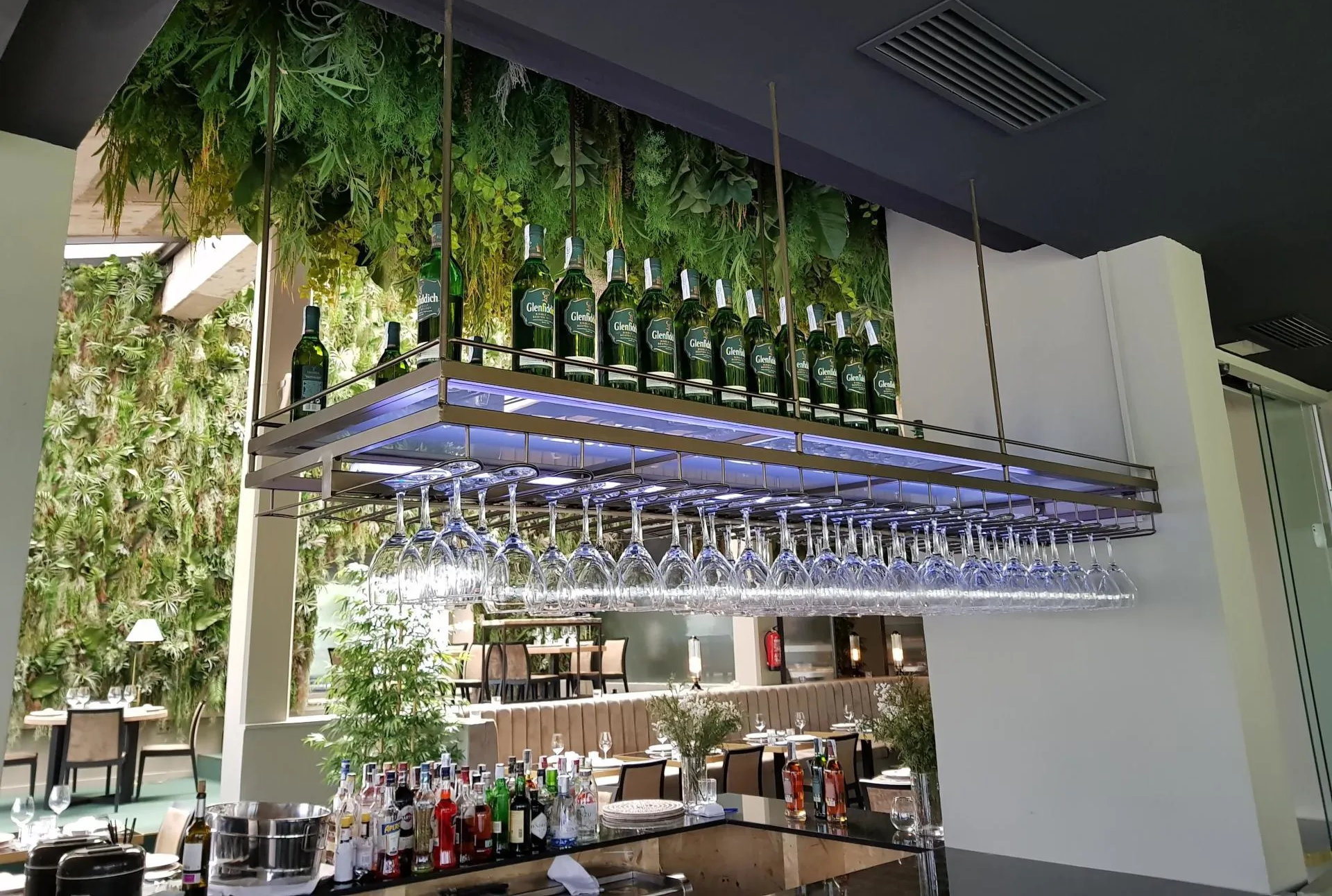 monumento ignacio echeverria alicante