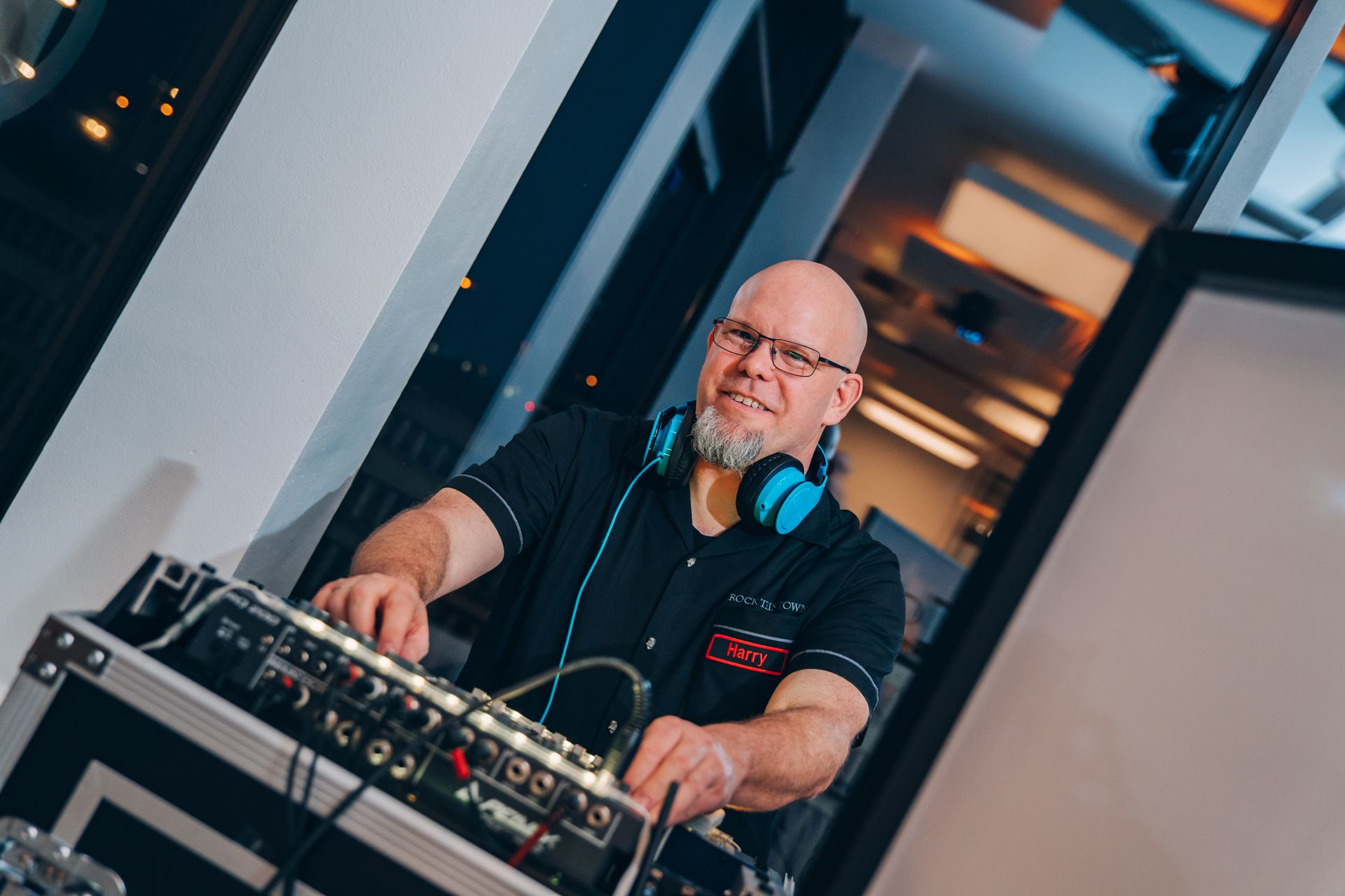 DJ Harry im Einsatz DJ Harry im Einsatz