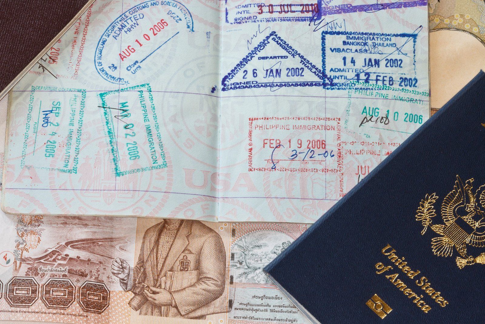 Expedite Passports and Visas to travel in confidence.