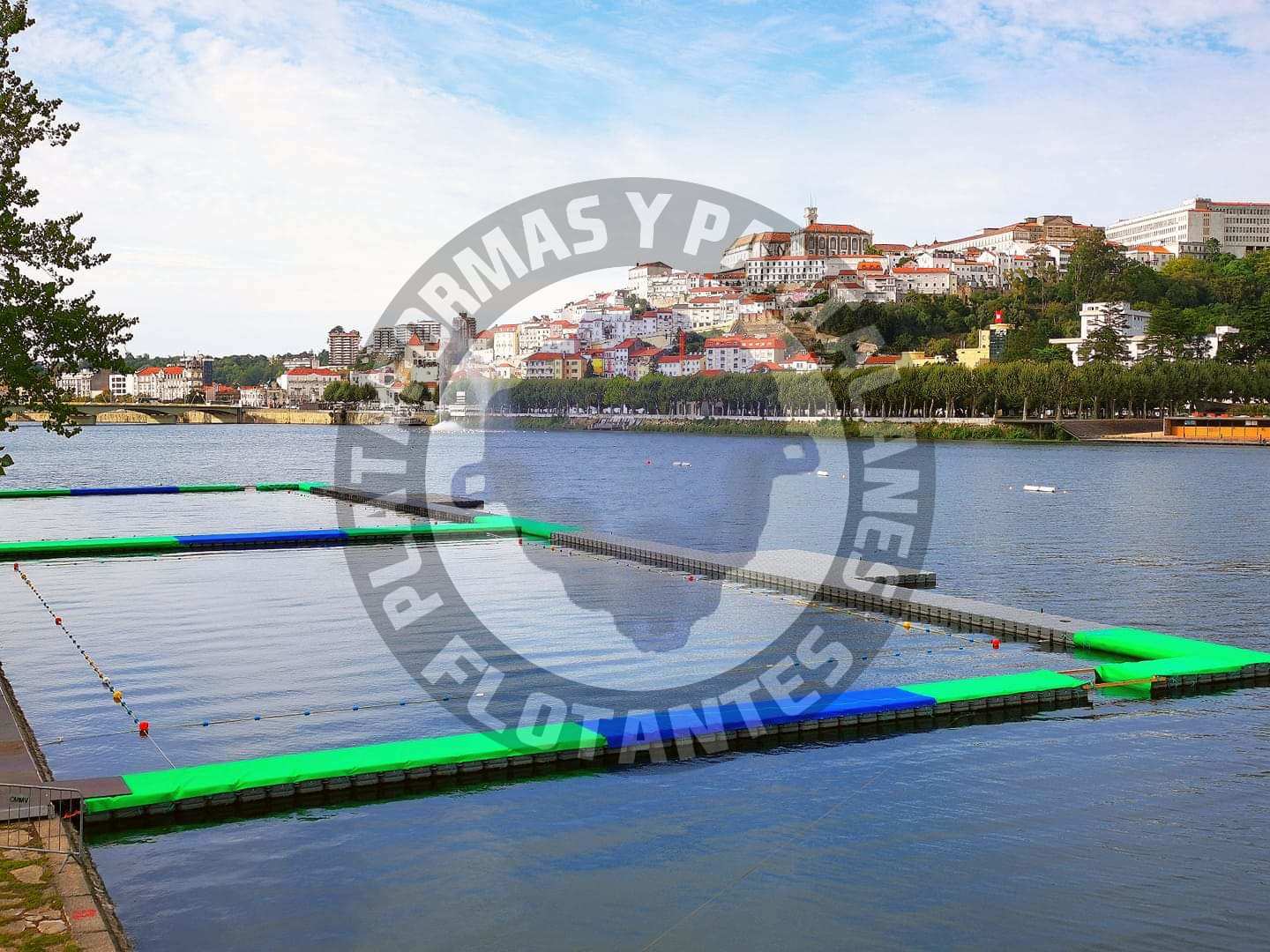 Plataforma flotante de actividades