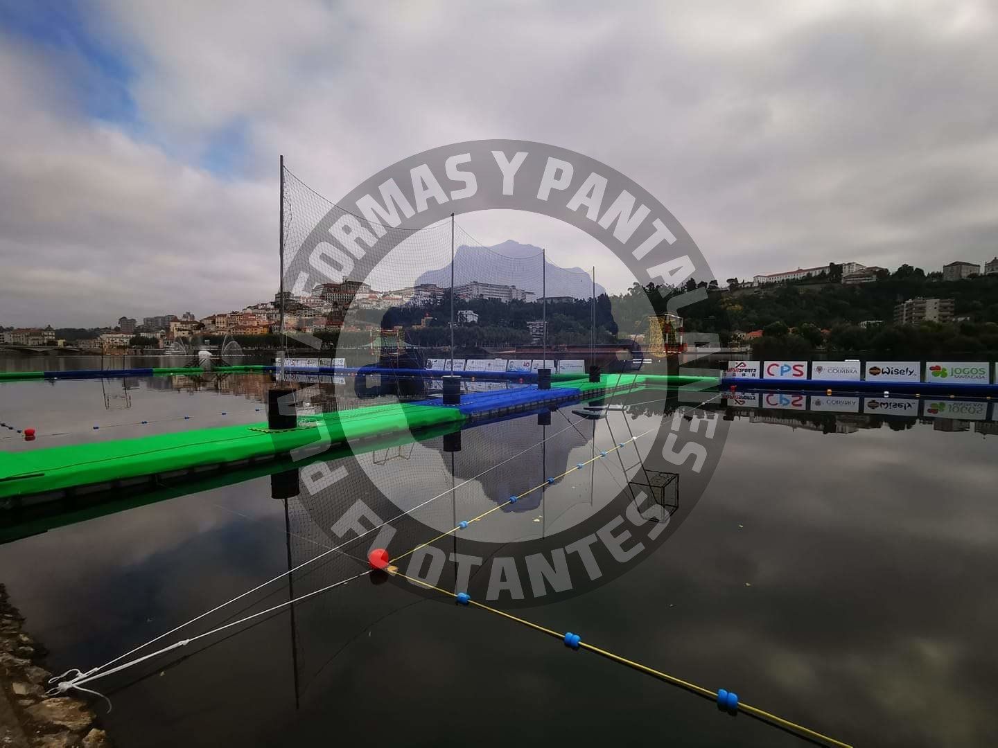 Pontona flotante modular