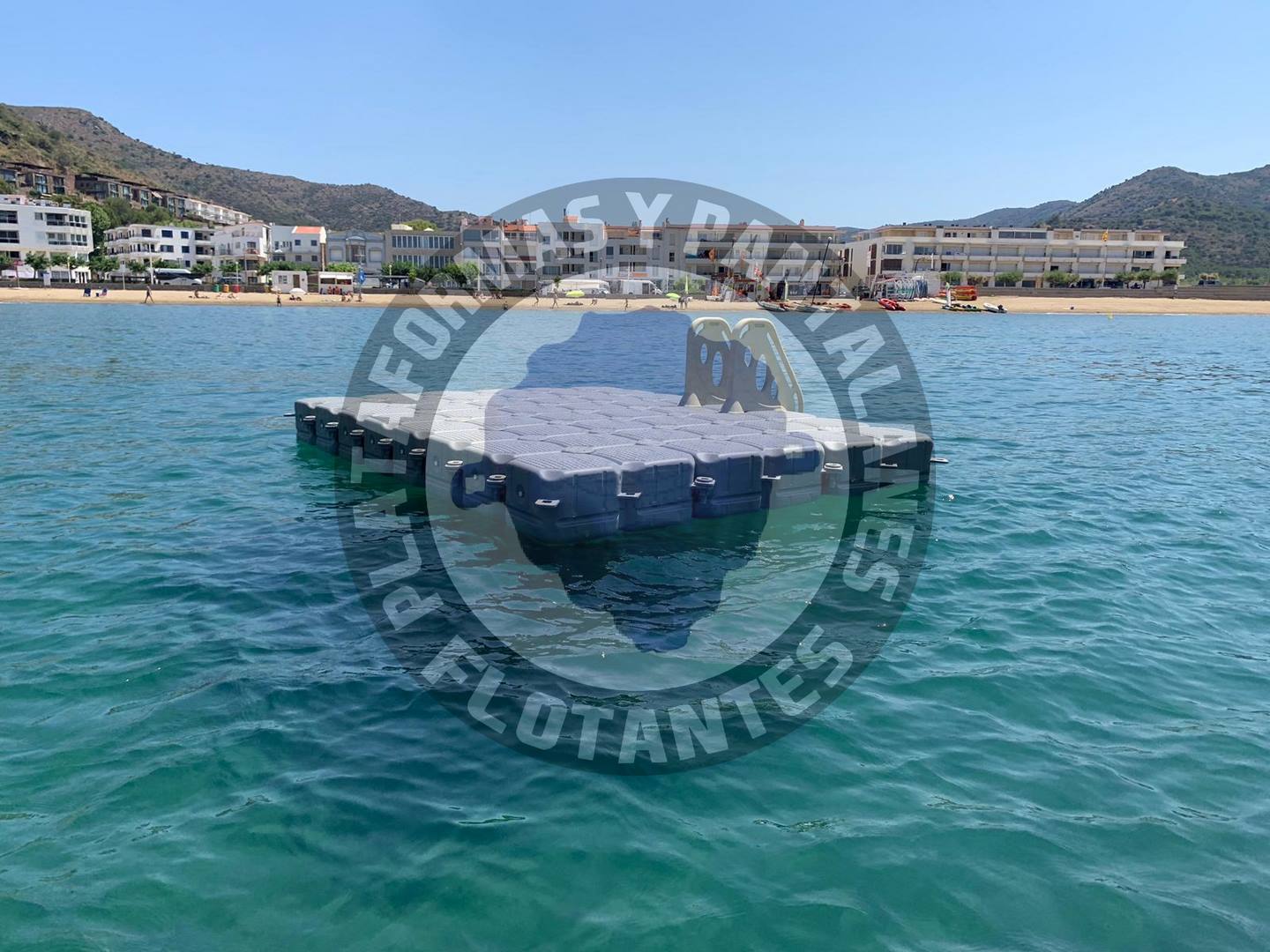 Plataforma flotante de recreo