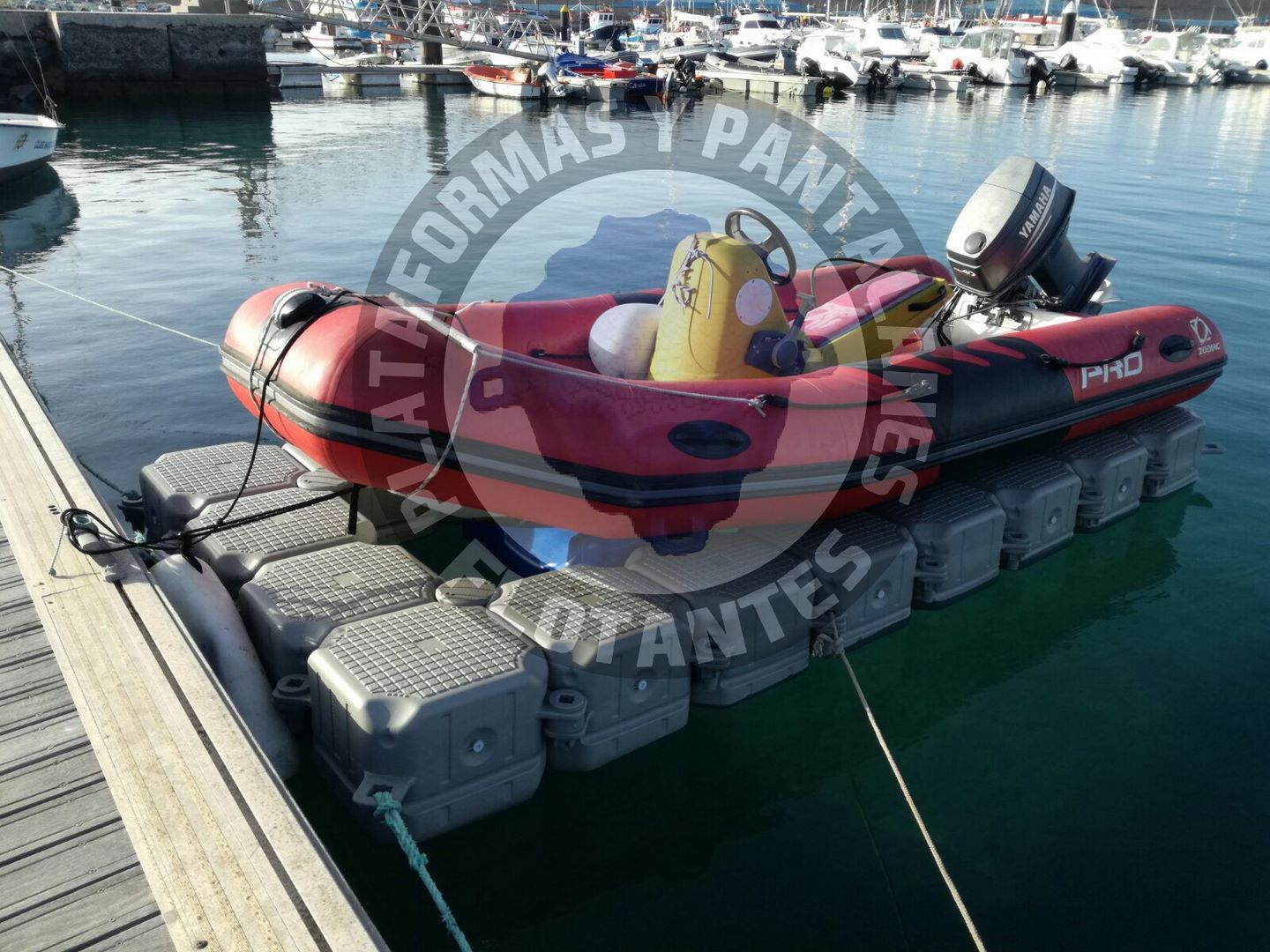 Plataforma para embarcación de 4 m de eslora