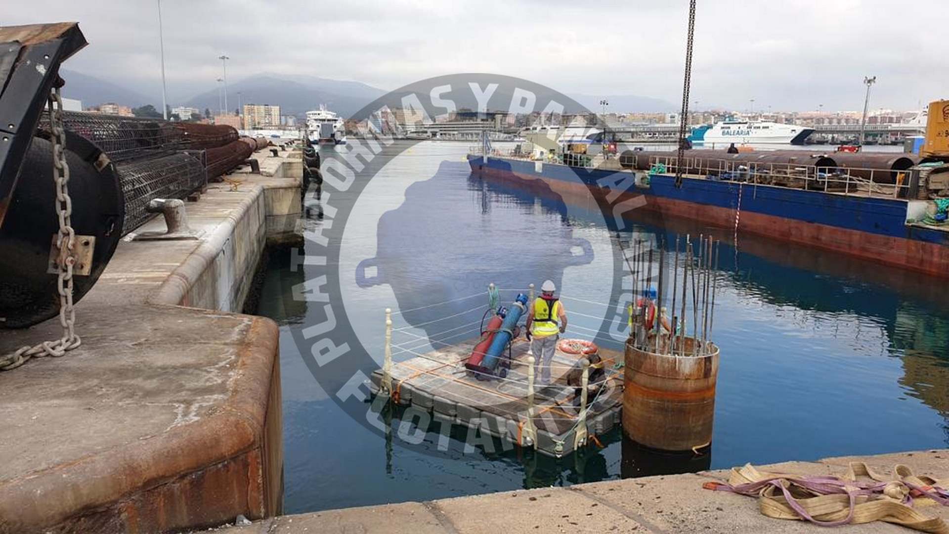 Pontón flotante para trabajos en el agua