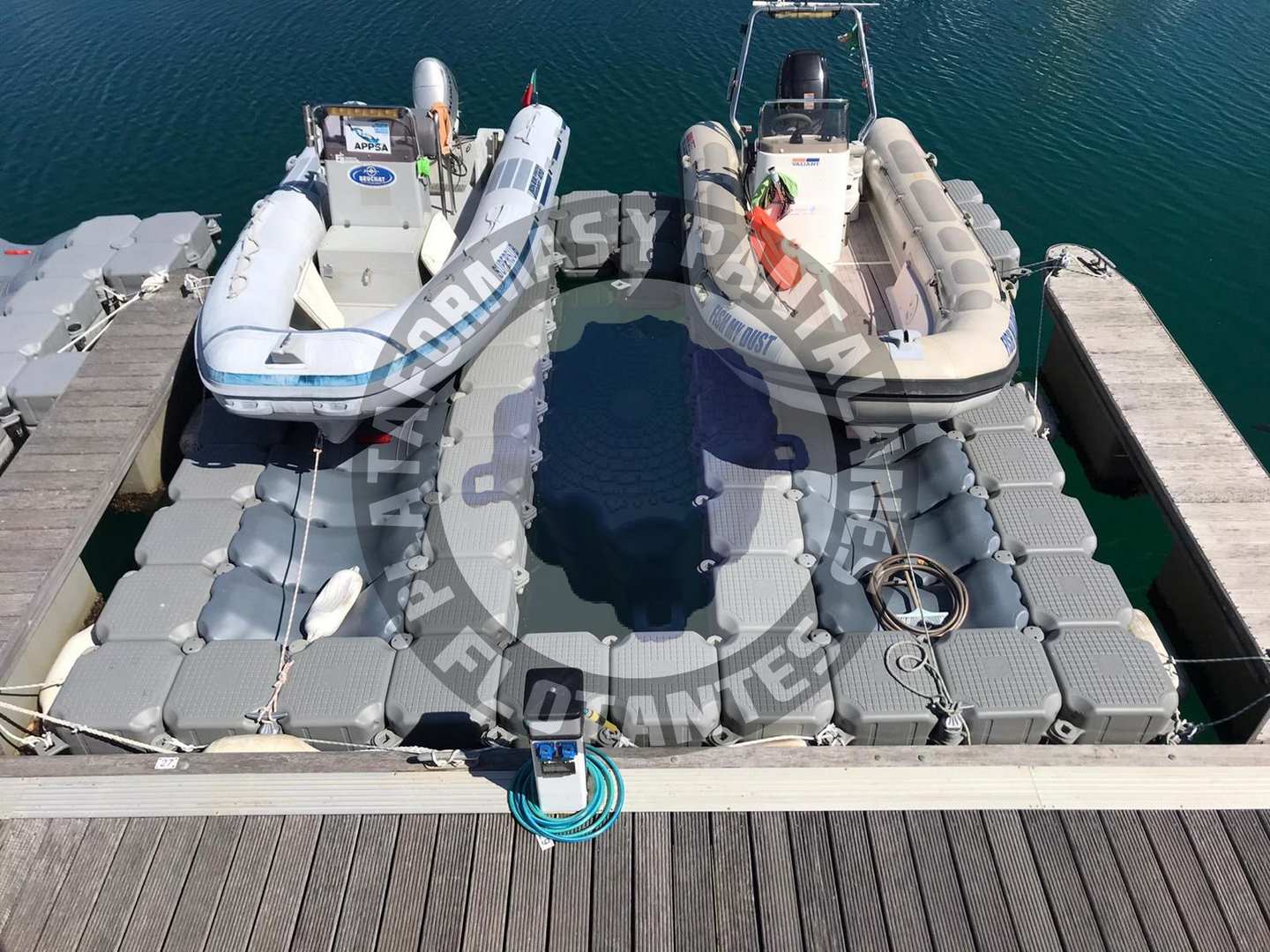 plataforma flotante embarcaciones