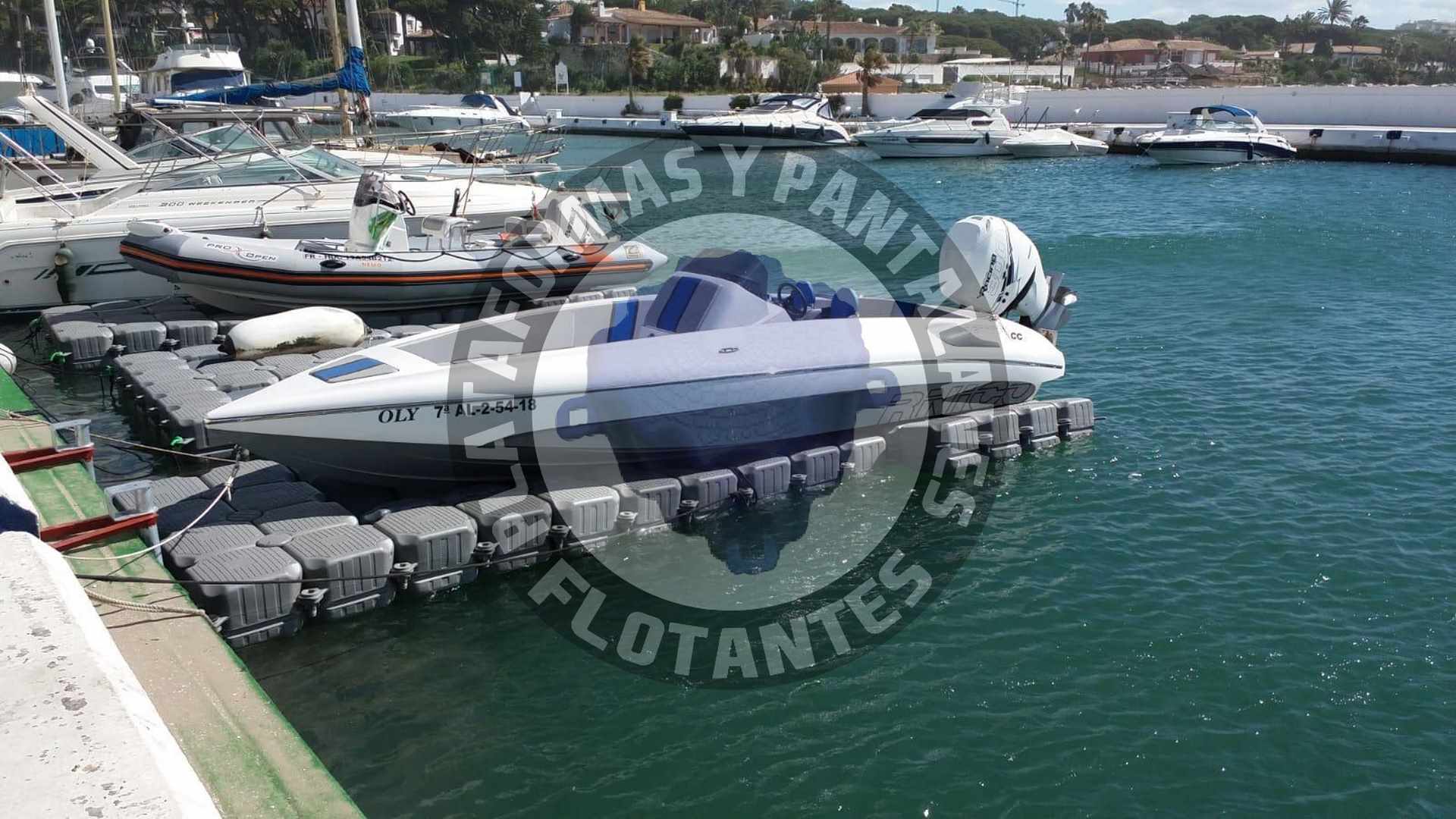plataforma embarcacion planeadora