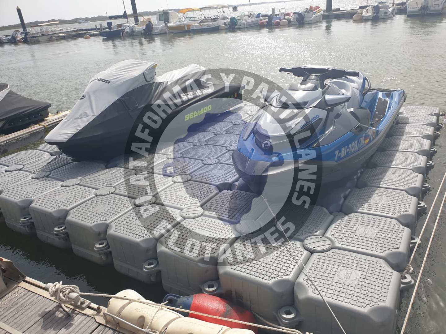 plataformas flotantes motos