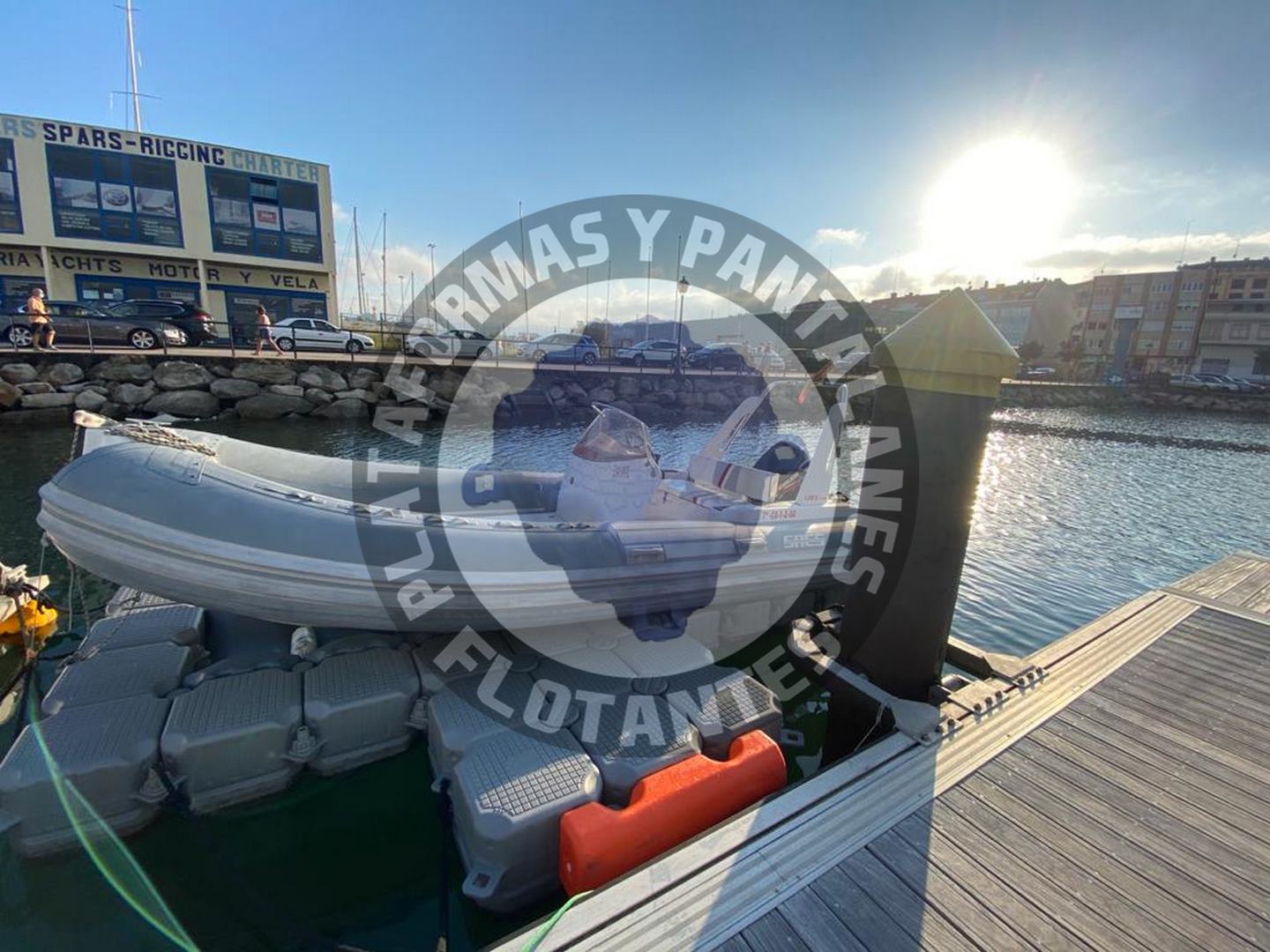 Plataforma flotante galicia