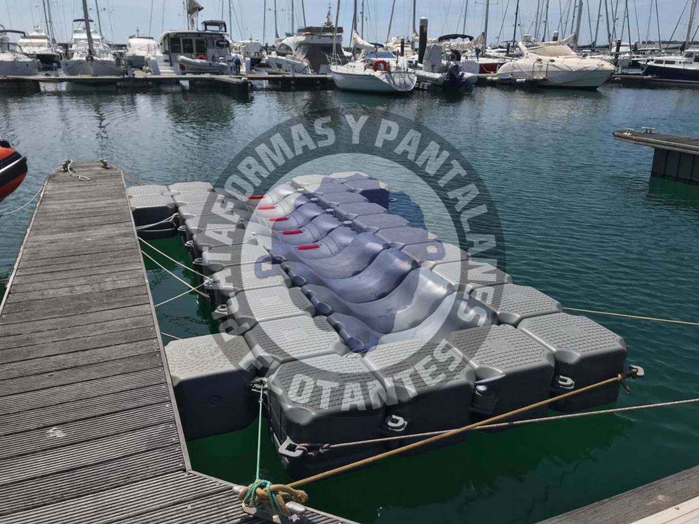 Pantalan flotante embarcacion M-DOCK
