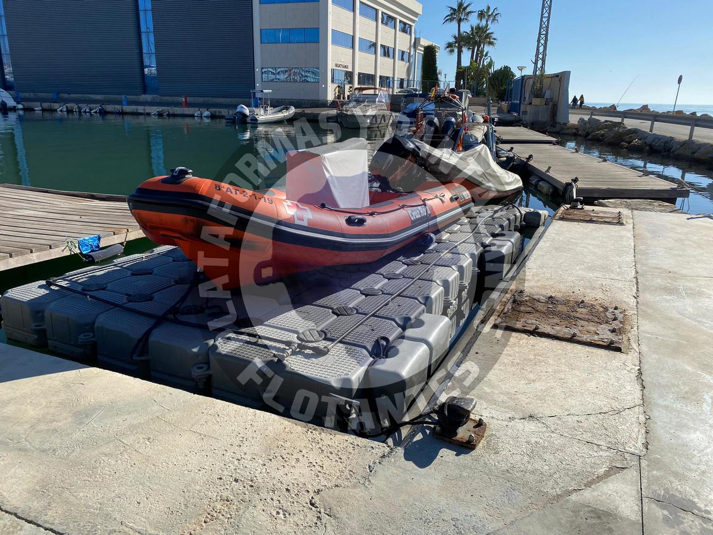 muelle flotante para embarcacion