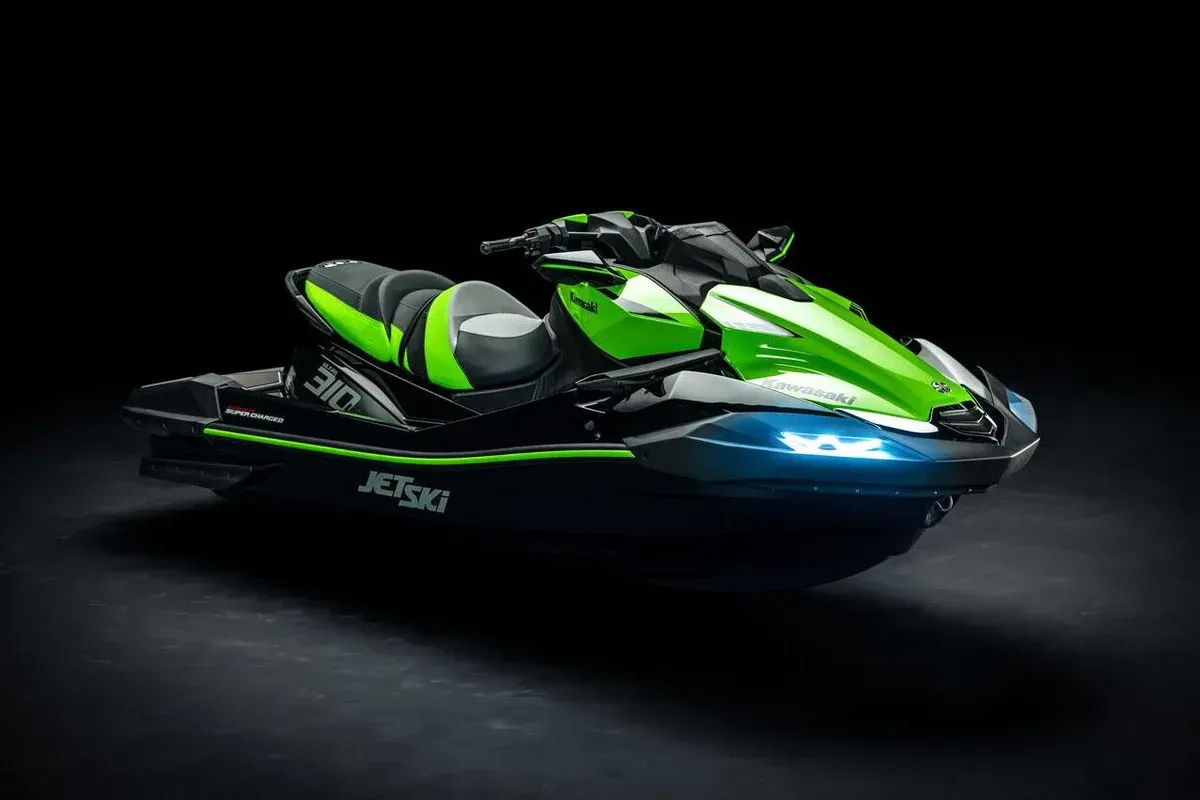 almacenar moto de agua