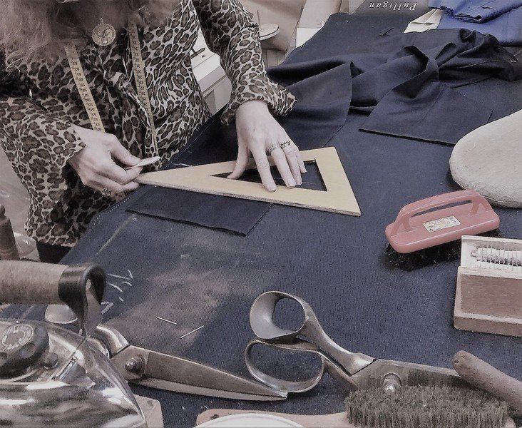 en el taller alta costura sastreria garcia solis