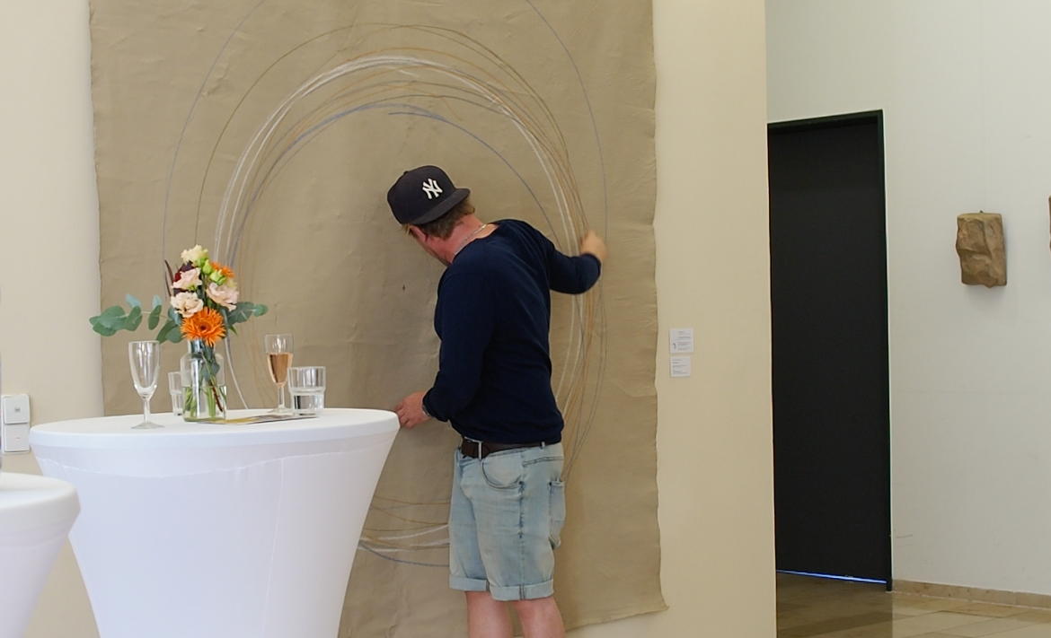 Der_bewegte_Flur_Kunstausstellung_interaktive_Kunst_Malerei