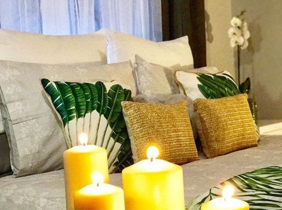 Cojines de fibras naturales y estampado vegetal print. Inspiracion al Cuadrado