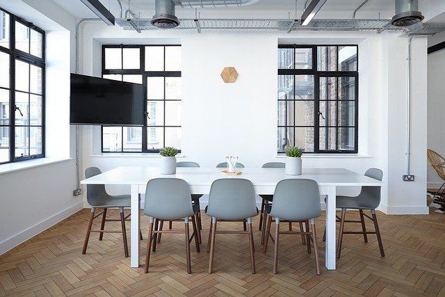 Espacios llenos de luz que permiten la utilización de las últimas tecnologías en el diseño de oficinas Espacios llenos de luz que permiten la utilización de las últimas tecnologías en el diseño de oficinas