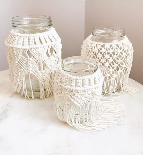 Portavelas en macramé