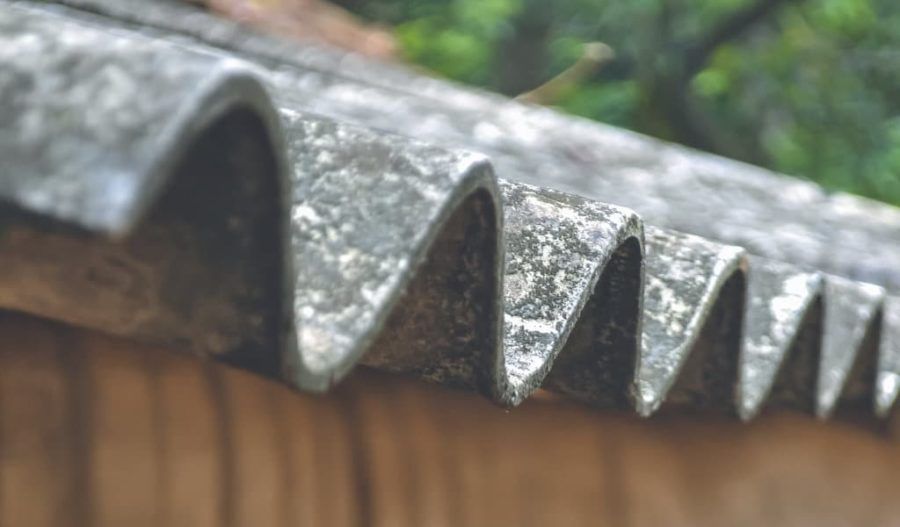 Techo de placas de amianto amianto asbesto fibrocemento uralita