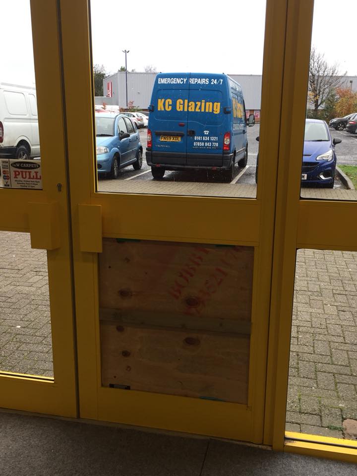 Out of hours board ups to secure any premises Emergency, out of hours, board up, secure, premises, 24 hours, weekends, day, night,