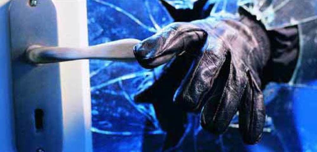 Emergency, out of hours, board up, secure, premises, 24 hours, weekends, day, night,