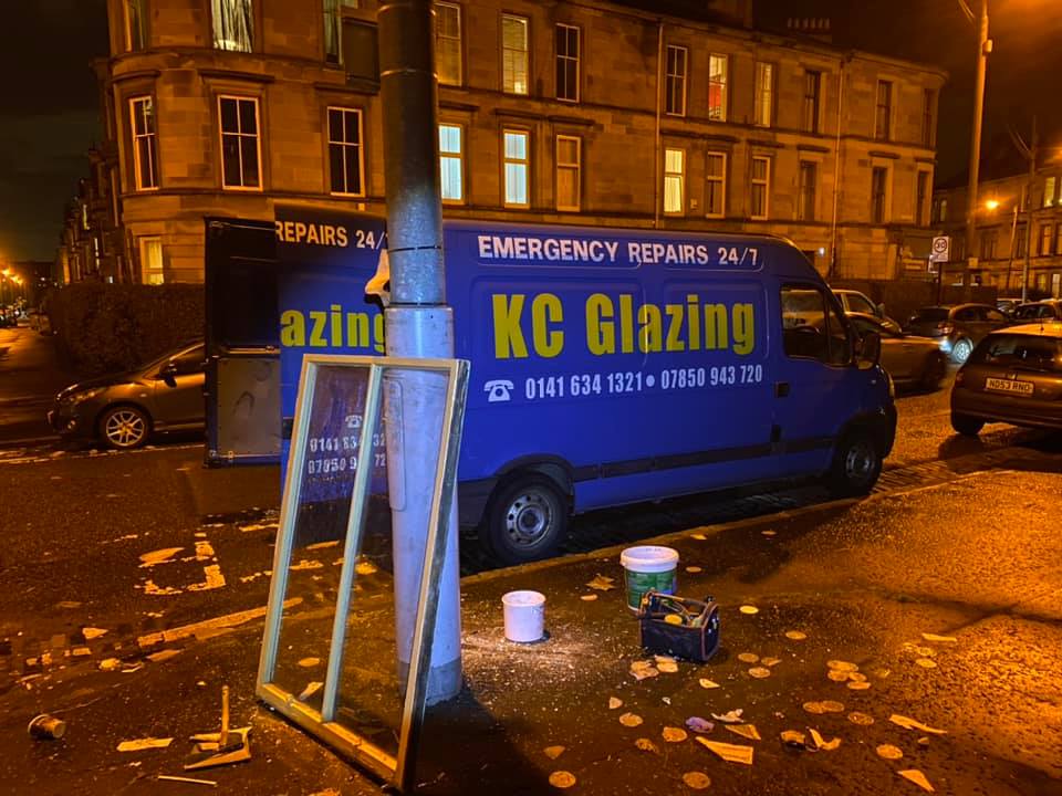 Evening and Weekend repairs to secure your premises Emergency, out of hours, board up, secure, premises, 24 hours, weekends, day, night,