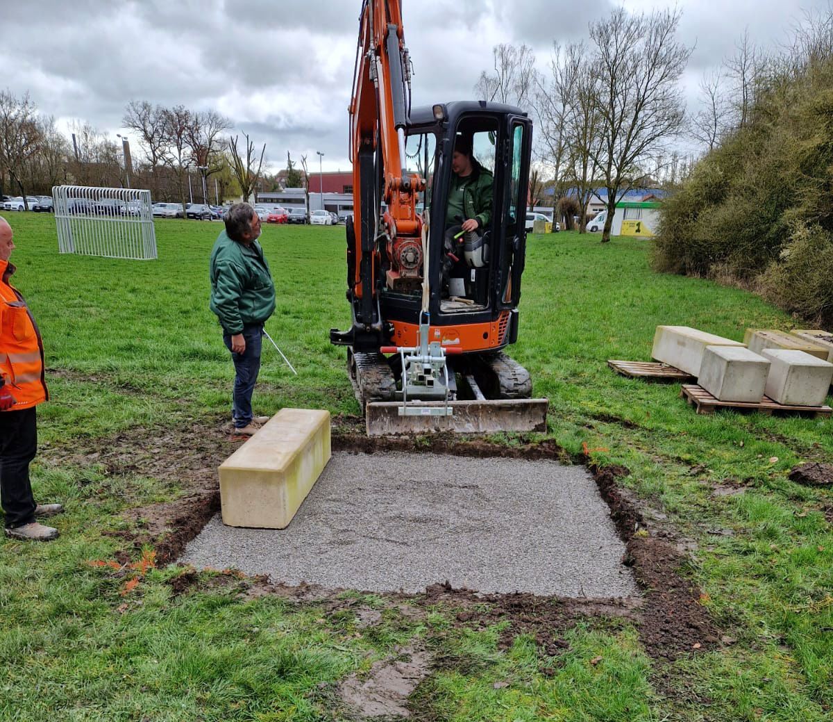 Feuerstelle am Vereinsheim wird erneuert