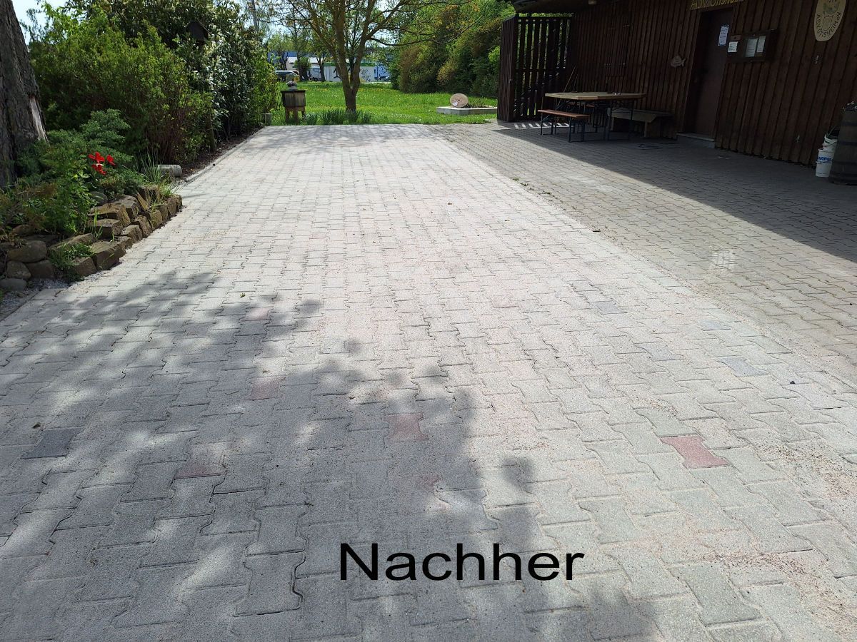 Vorplatz fertig